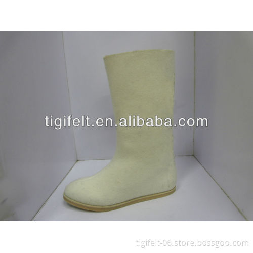 Sheep wool boots
